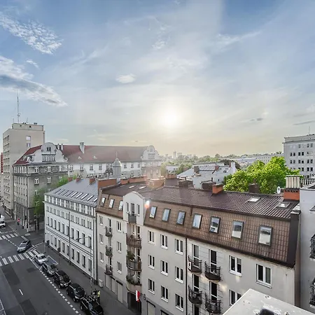 Lumina 3-room With Large Terrace Apartment