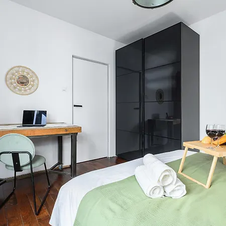 Lumina I 3-room With Large Terrace I Ac I Balcony Apartamento *