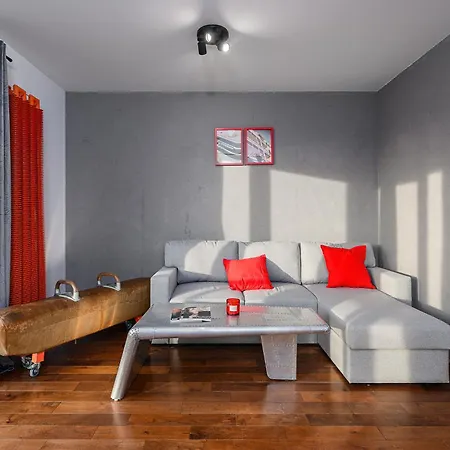 Lumina 3-room With Large Terrace Apartamento *